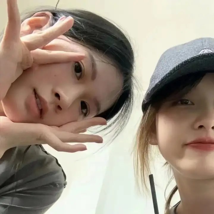 为了活命,我跟闺蜜一起跑